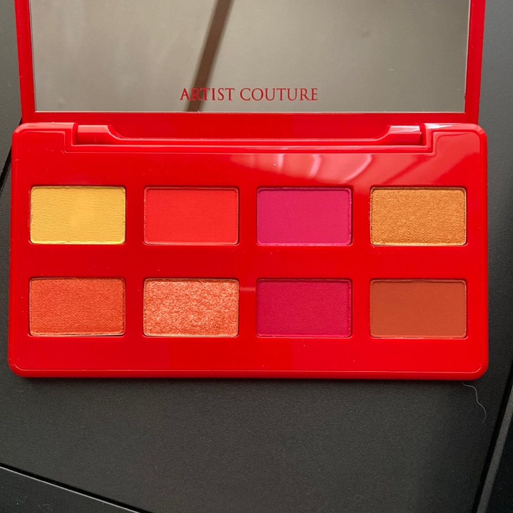 HP 🥳💕 “CALIENTE" palette